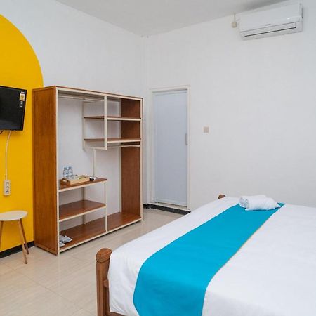 Sans Hotel Queen Batu Sumber Brantas Rom bilde